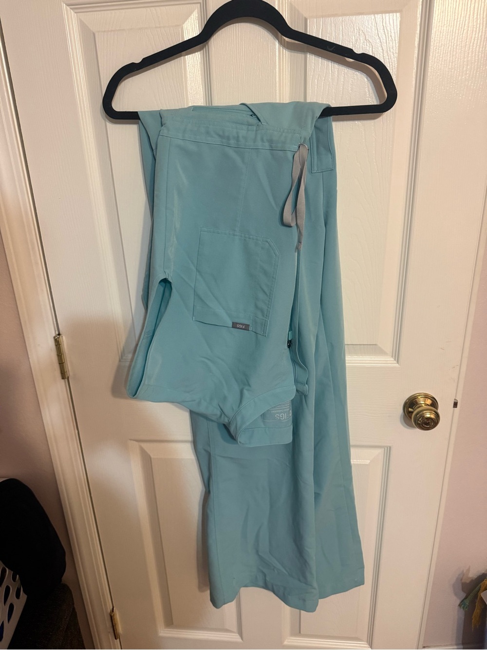 Figs Women's Scrub Pants & Top Set in Light Teal
